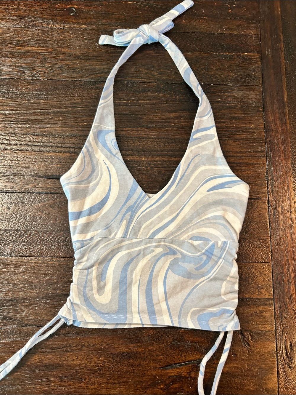 Hollister Y2K Halter V-Neck Swirl Print Crop Top in Light Blue and Cream